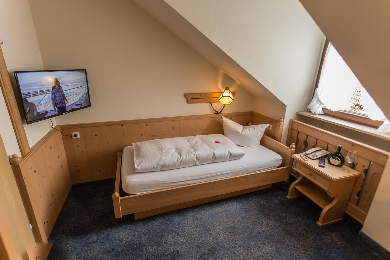 Hotel Loewen 란데르자커 외부 사진